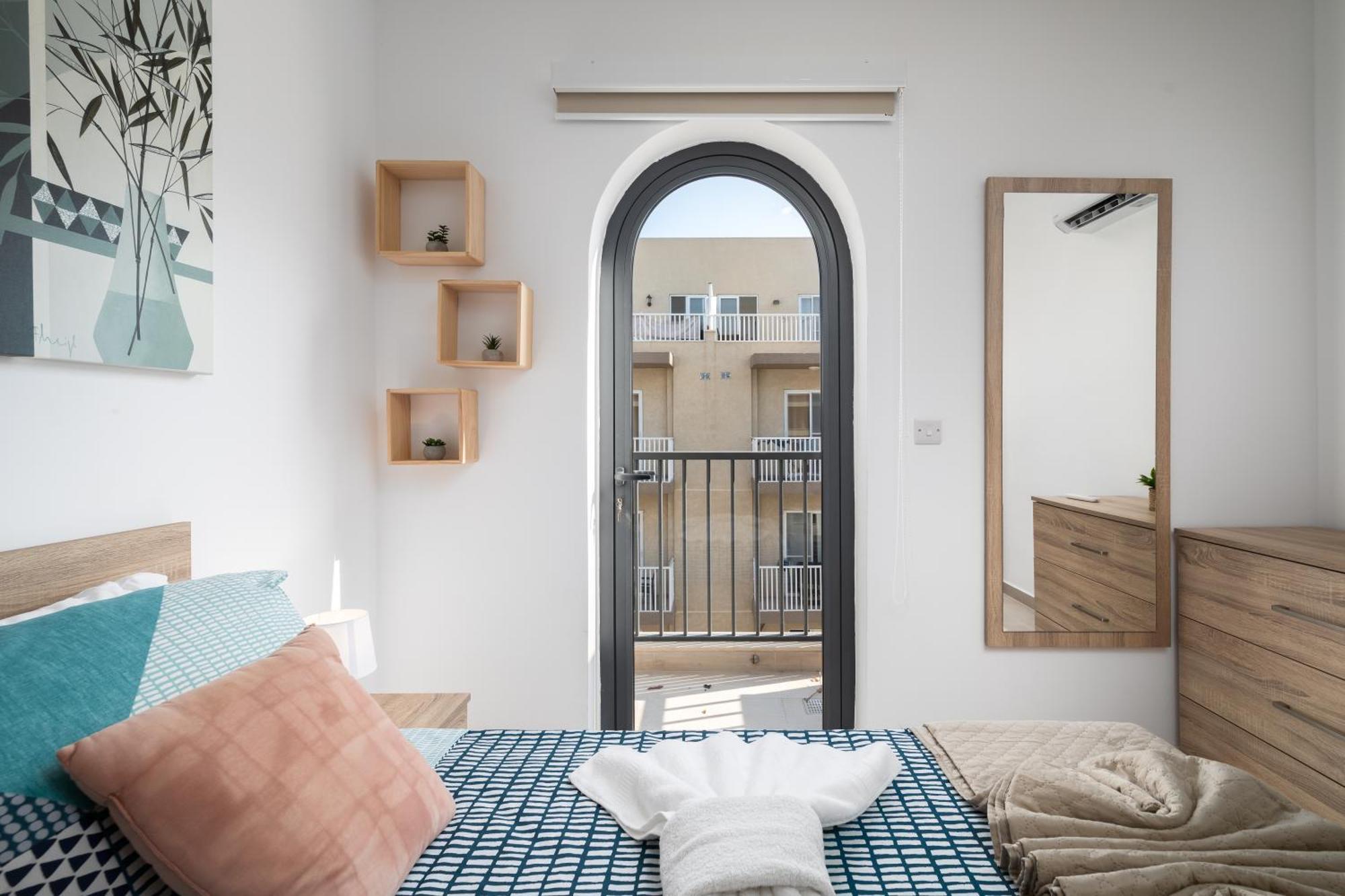 Modern 2Br Stylish Apartment With 2 Balconies - Close To St Julian'S & Sliema & Yacht Marina Pietà 外观 照片