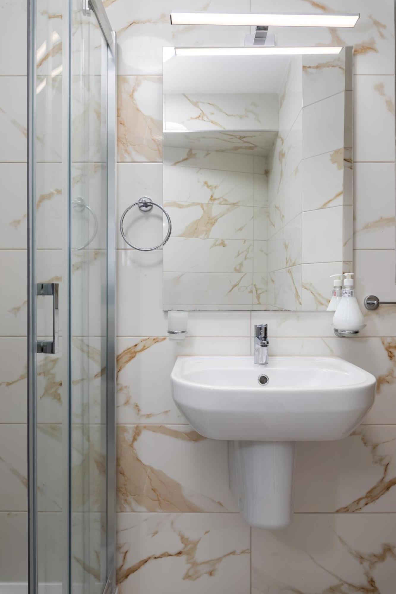 Modern 2Br Stylish Apartment With 2 Balconies - Close To St Julian'S & Sliema & Yacht Marina Pietà 外观 照片